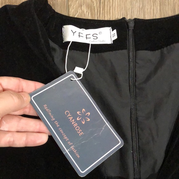 NWT - YFFS Cyanrose Velvet Peplum Mini Dress - Picture 3 of 13